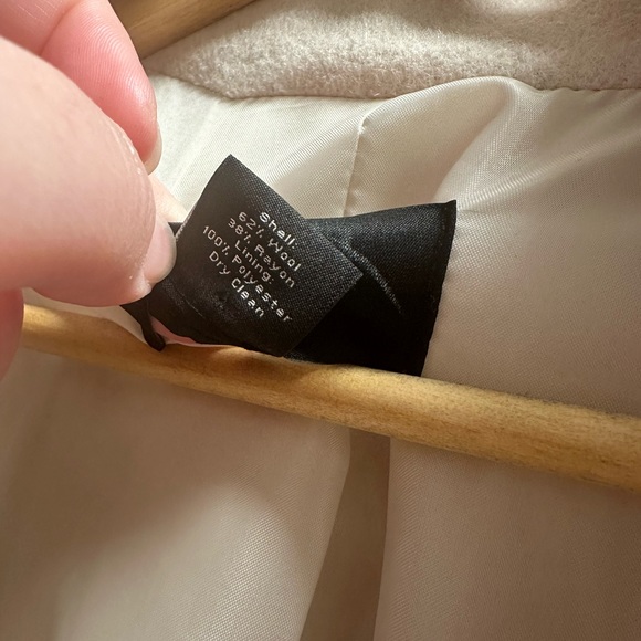 Ann Taylor Wool Blend, Women’s Coat, Size M. - Picture 4 of 6